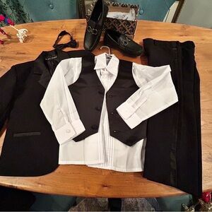 BOYS black suit/tux size 5 with size 13 loafers